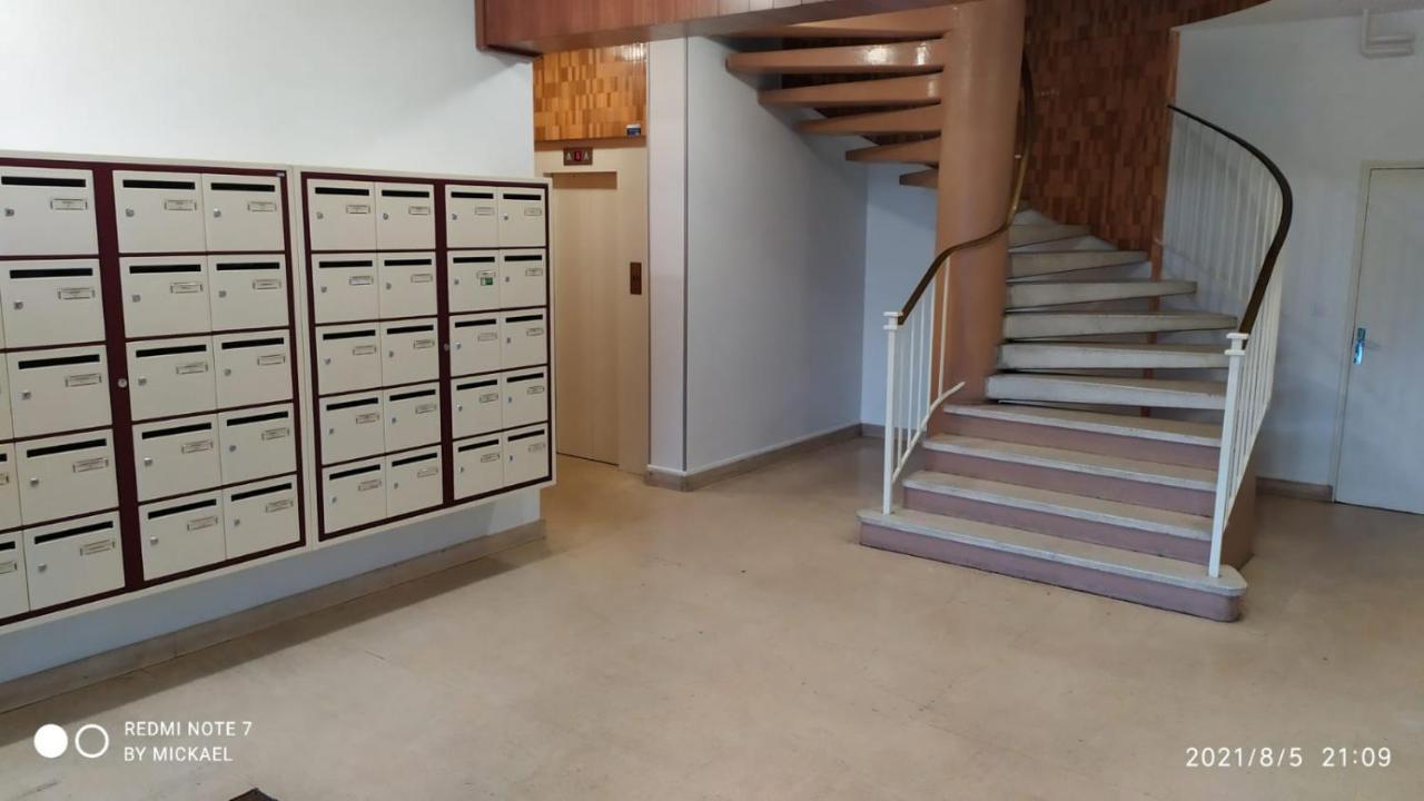 Petit Cocon Vue Sur La Loire Avec Place De Parking Offerte Орлеан Екстериор снимка